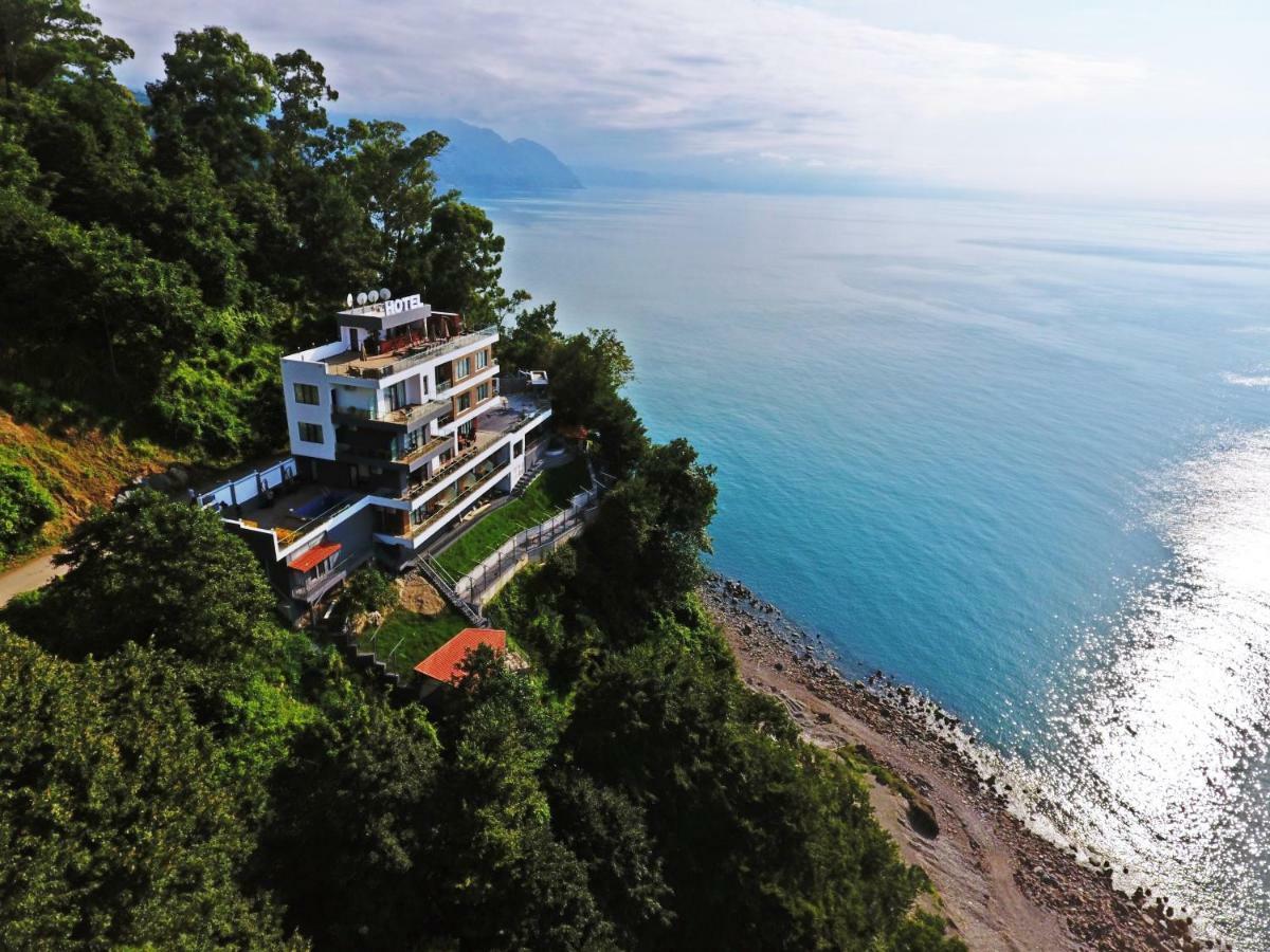 Hotel Montana Kwariati Exterior foto